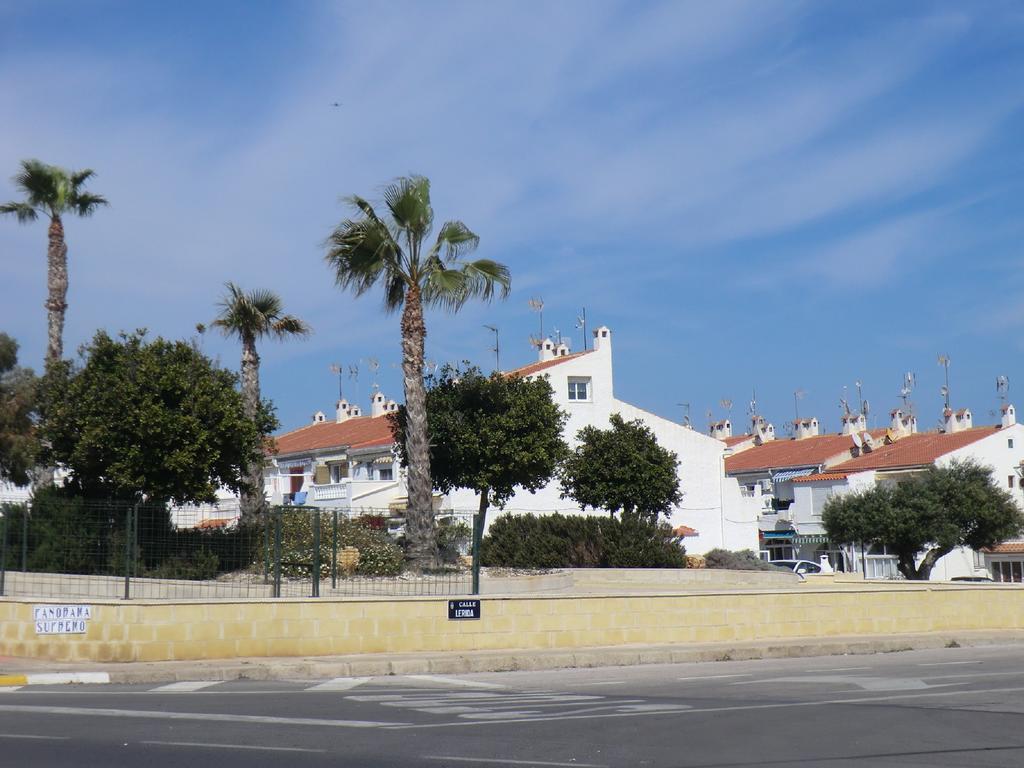 Villa Casa En La Costa Torrevieja Exterior foto